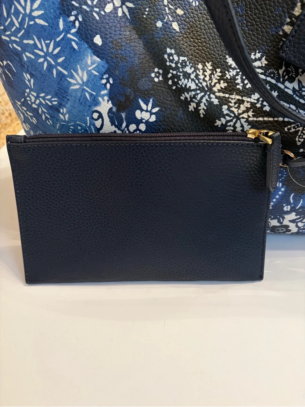 Lauren Ralph Lauren Navy and Blue Floral Tote with Navy Pouch- NWOT